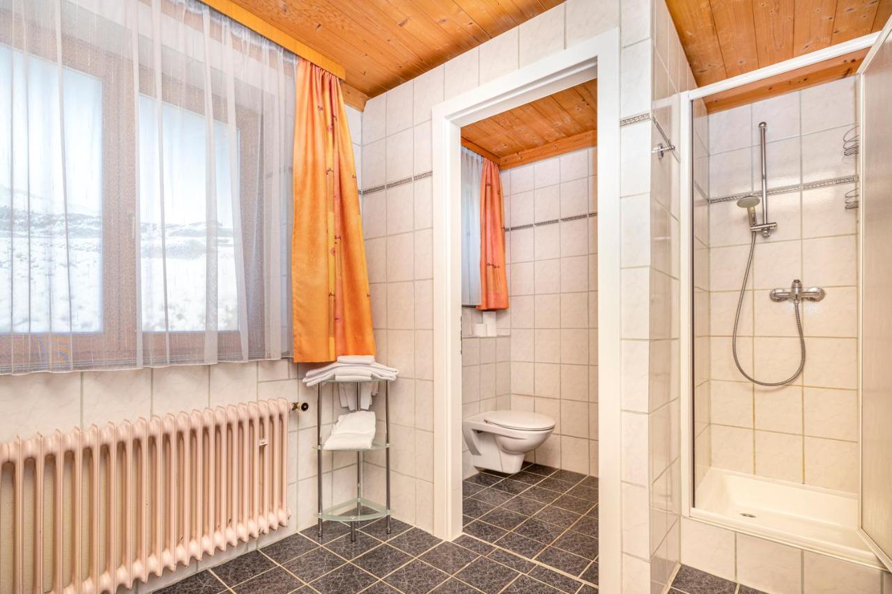 Herzerl-Chalet Appartements Flachau Extérieur photo